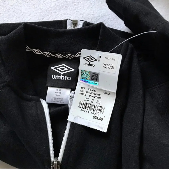 Umbro NWT Performance Zip Up Crop Lightweight Jacket Girls Various - Picture 9 of 11